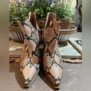 Vince Camuto Tan and Black Snakeskin Look Ankle Boots